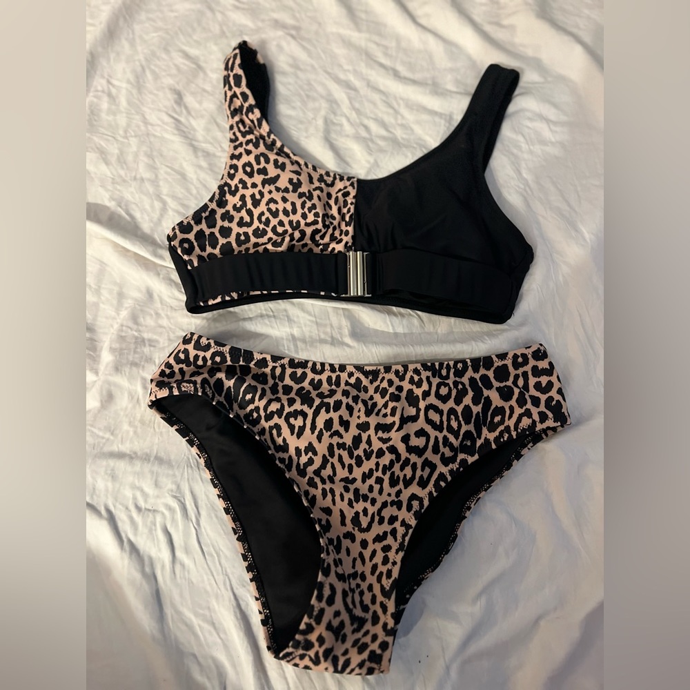 Cheetah print size small bikini